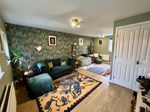 Photo 11- click for photo gallery